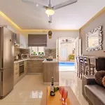 Maisonnette & Pool Ta'cenc Gozo - Happy Sannat