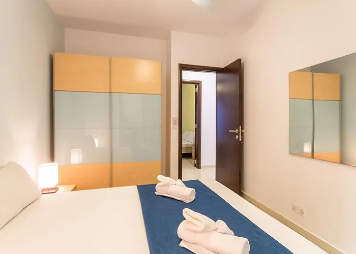 Maisonnette & Pool Ta'cenc Gozo - Happy