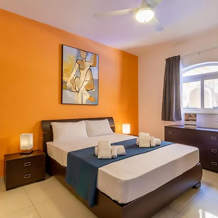 Maisonnette & Pool Ta'cenc Gozo - Happy *