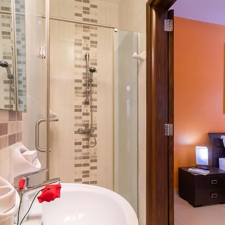 Maisonnette & Pool Ta'cenc Gozo - Happy Sannat