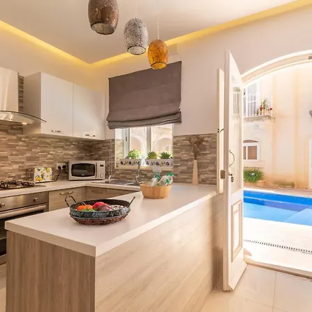 Maisonnette & Pool Ta'cenc Gozo - Happy Apartment Sannat